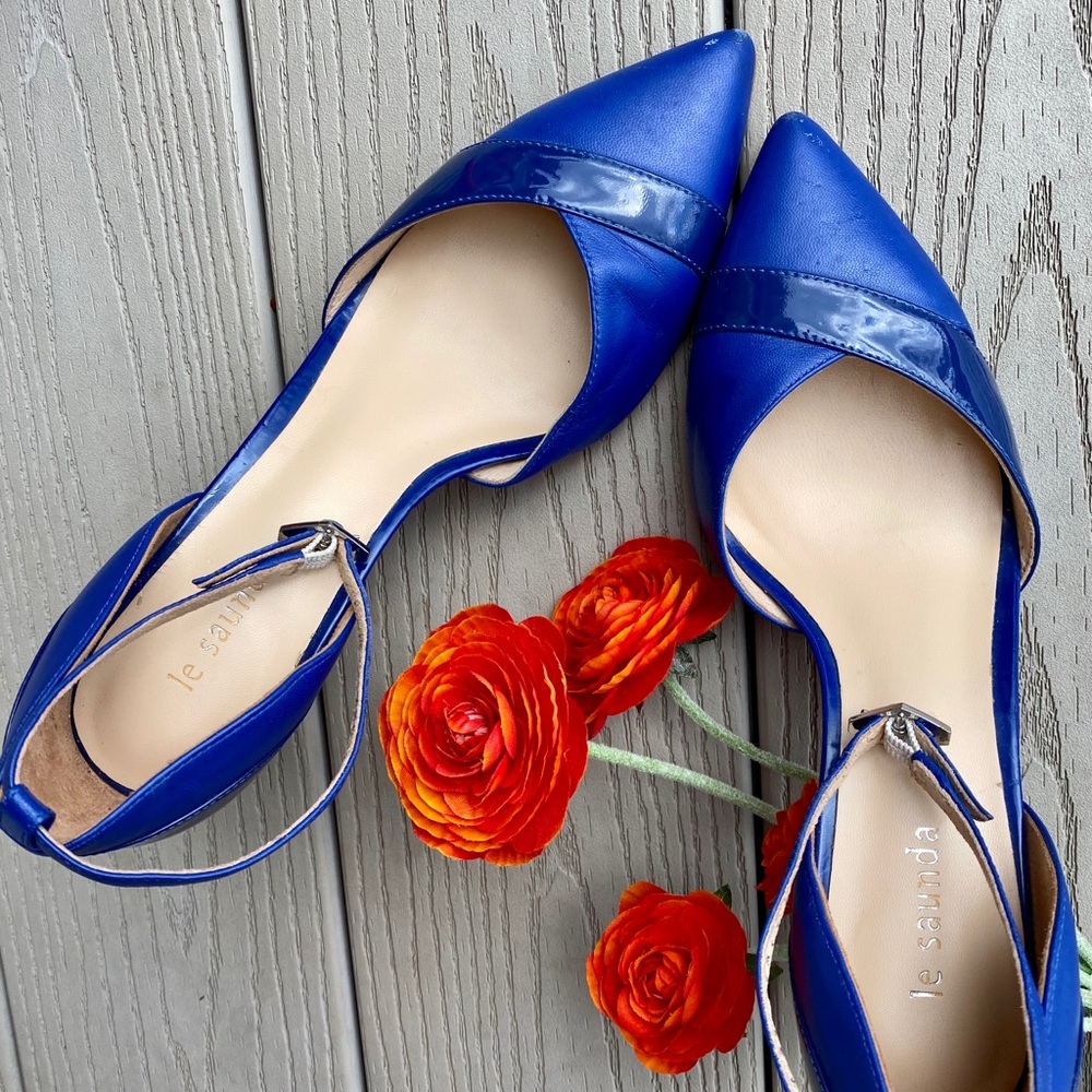 Le Saunda blue heels